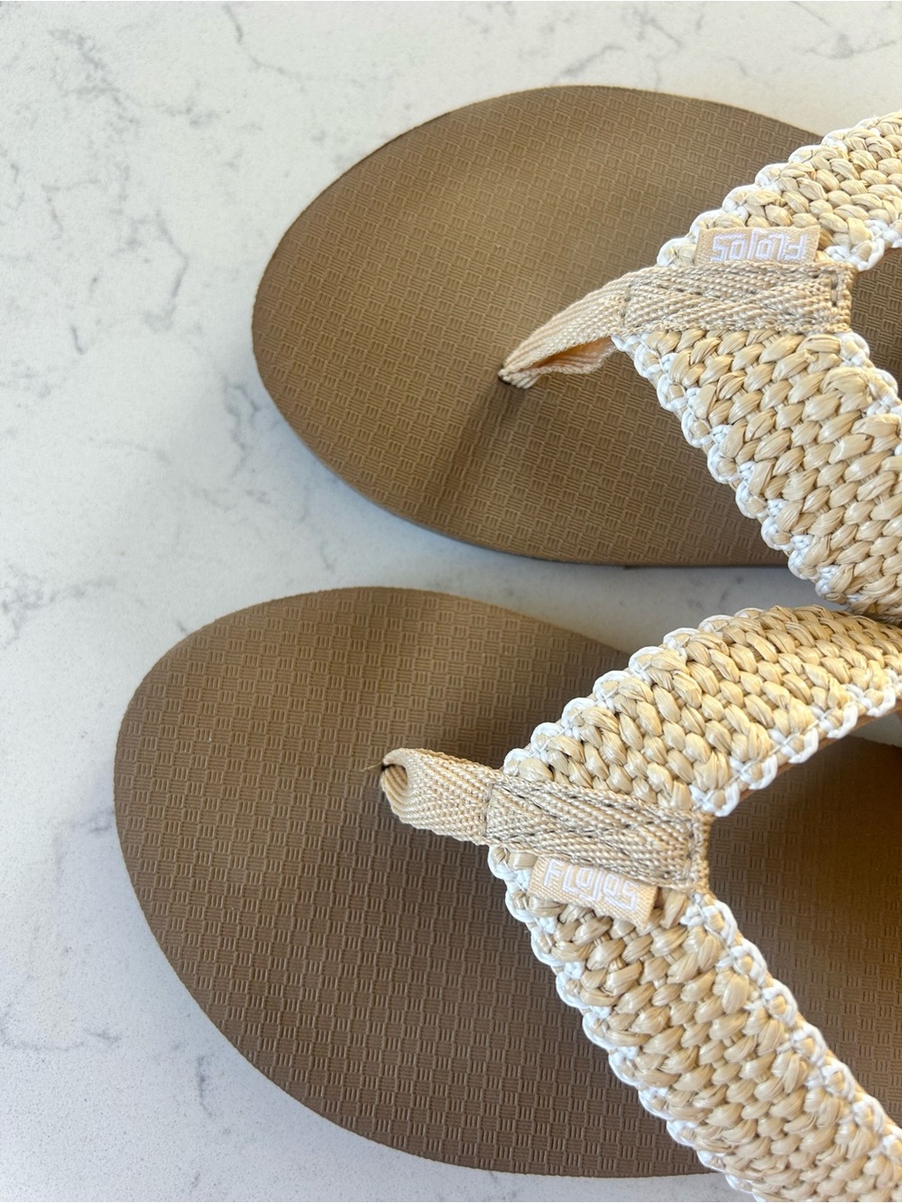 LIKE NEW Flojos Boho Beachy Tan Flip Flops With Woven Braided Jute Straps - Picture 10 of 16